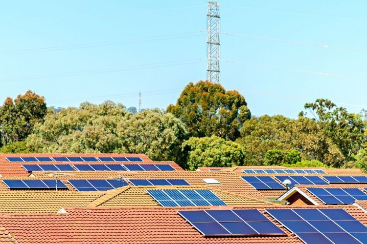 The new standard for solar inverters took off when AEMO pushed for stricter controls - RenewEconomy

